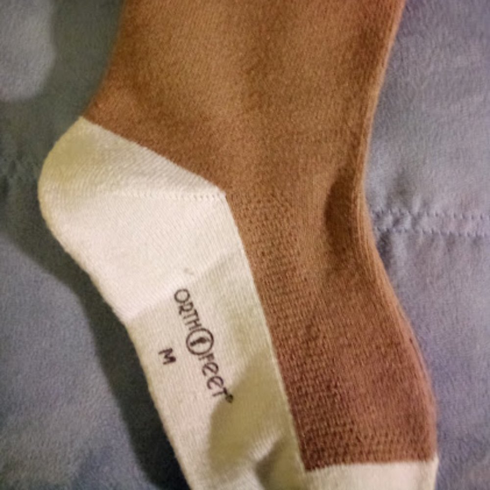Orthofeet Camel and Beige Padded Socks